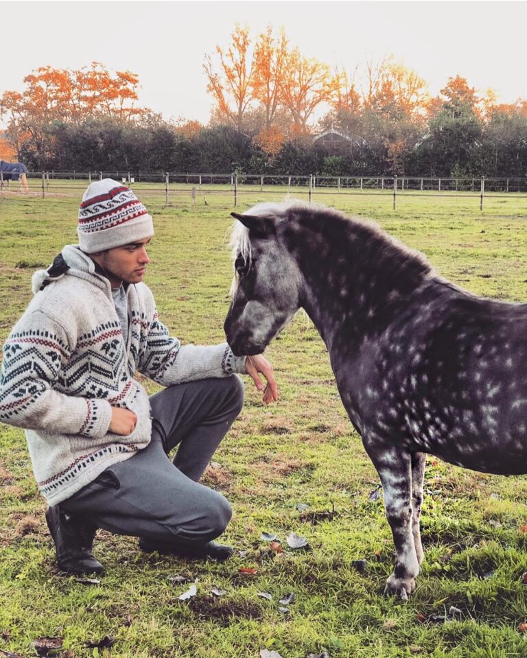 Matt Harnacke The Top Equestrian Infuencer in the World Seriously